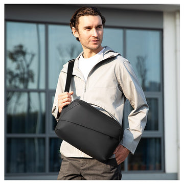 Crossbody Bag Casual Bag Men Chest Bag 12.9 Inch Black Shoulder Bag Multifunctional Messenger Bag